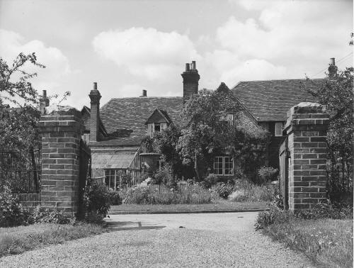 Main entrance to Frieth Farm, 1950 - Image contributed by Derek Collier